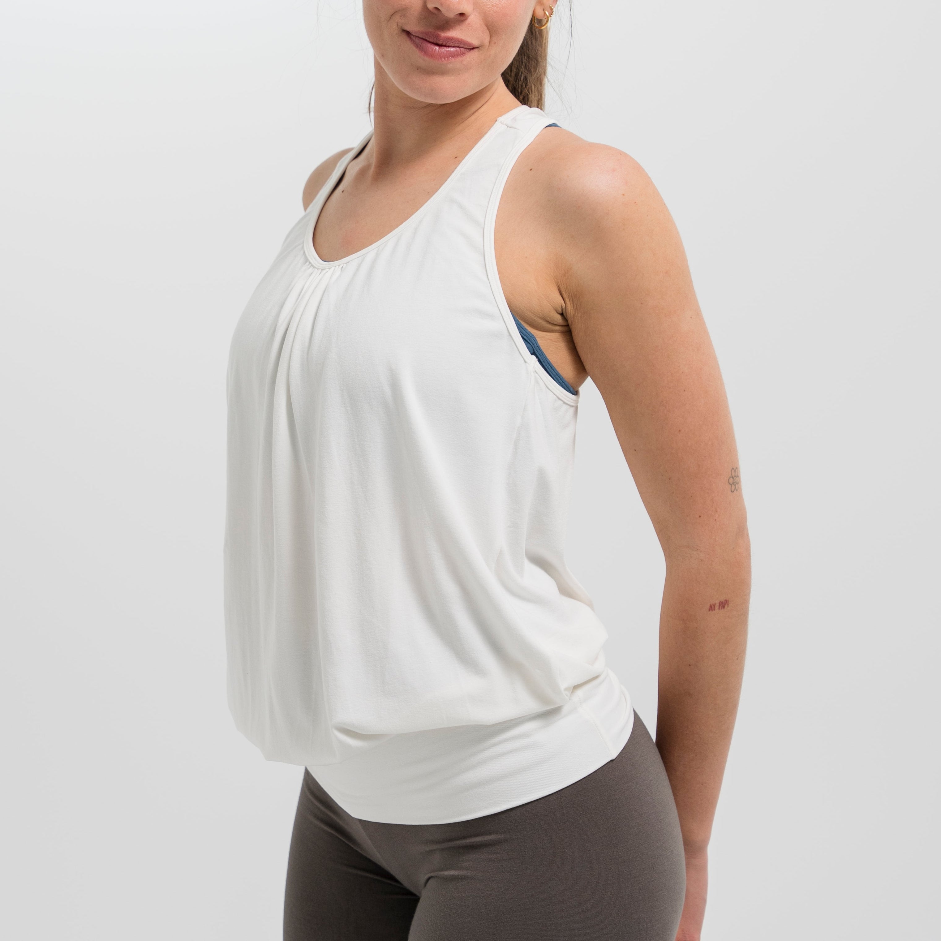 Yoga Top Damen aus Bambus Faser - Cute Shirt Off White
