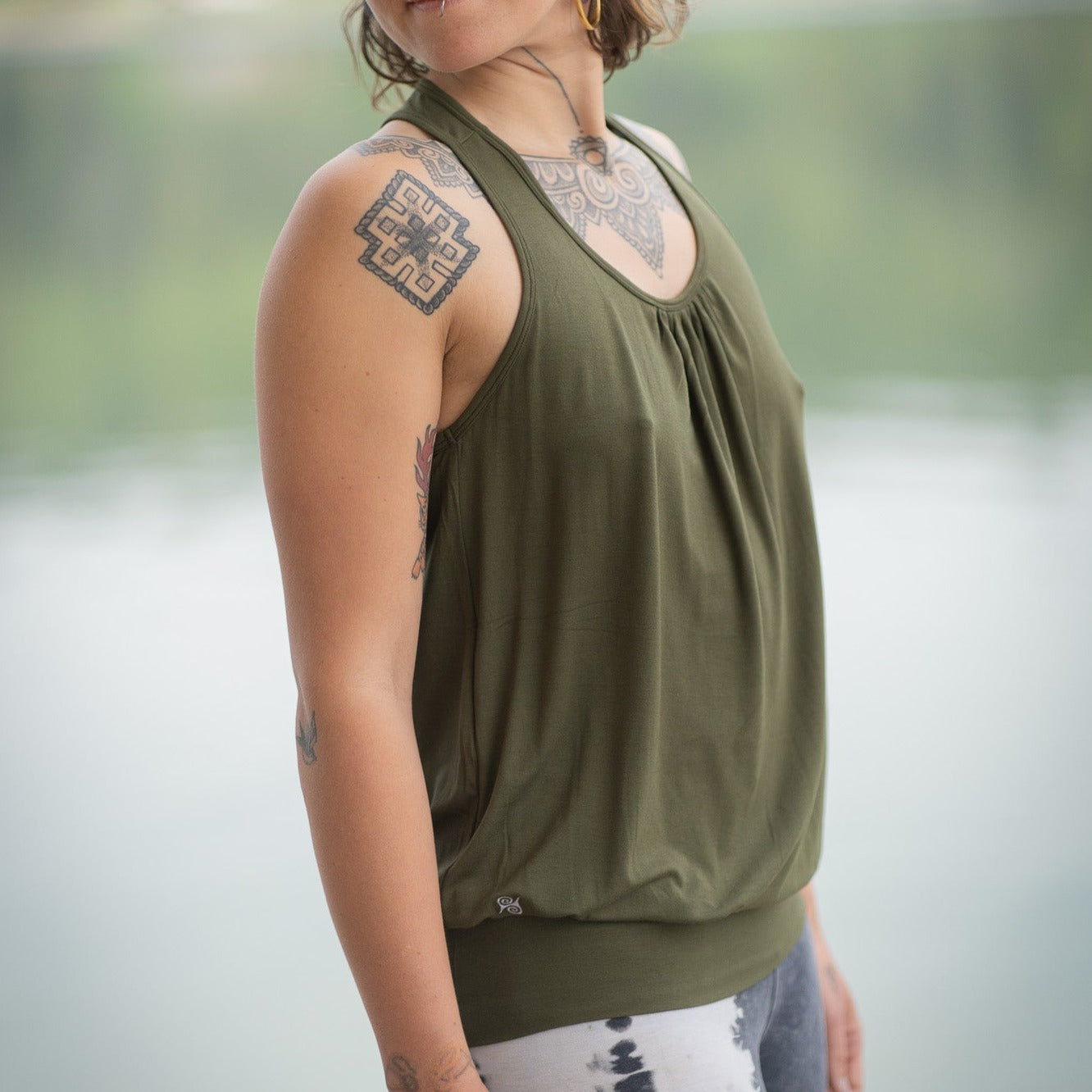 Yoga Top Damen aus Bambus Faser - Cute Shirt Forest Light