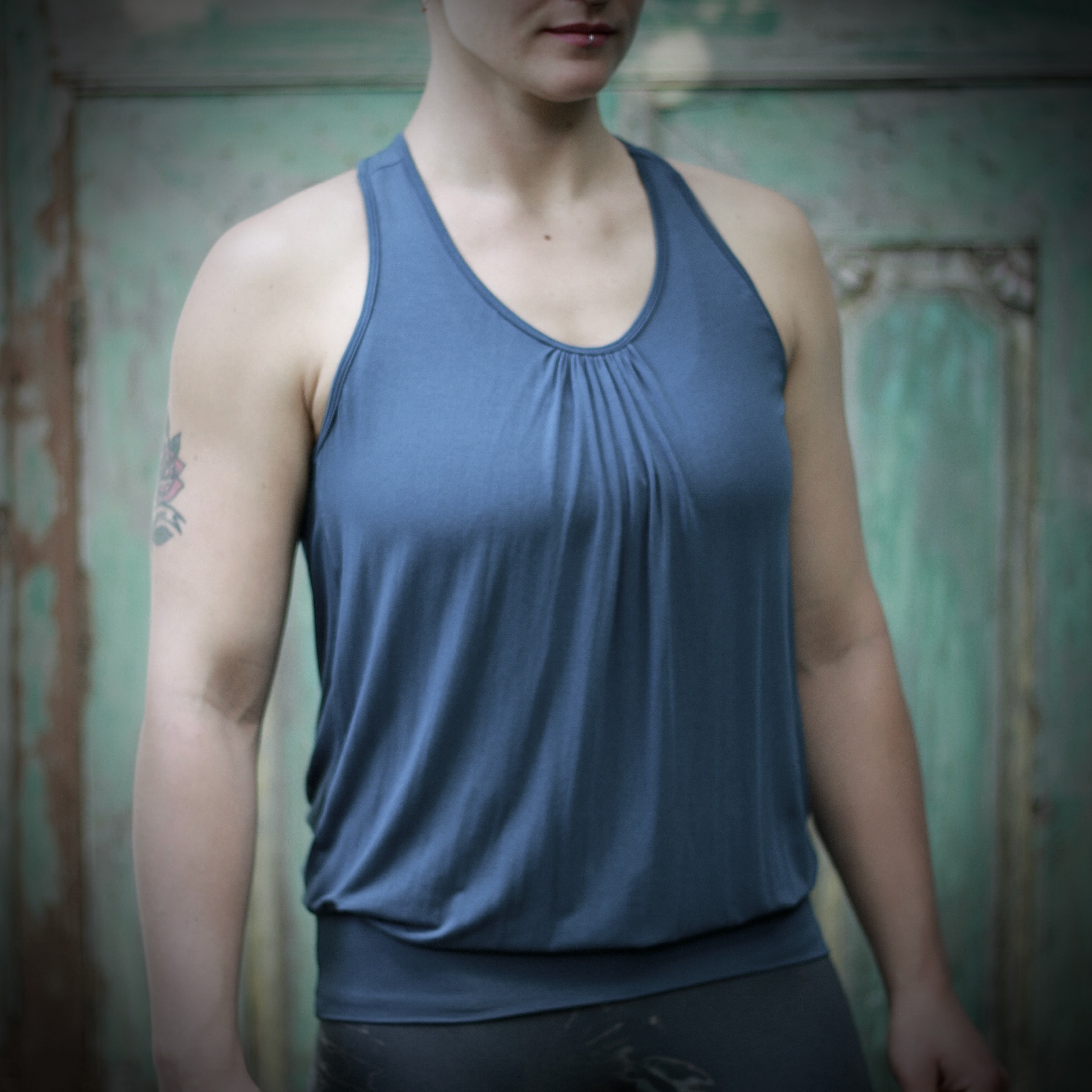 Yoga Top Damen aus Bambus Faser - Cute Shirt Indigo