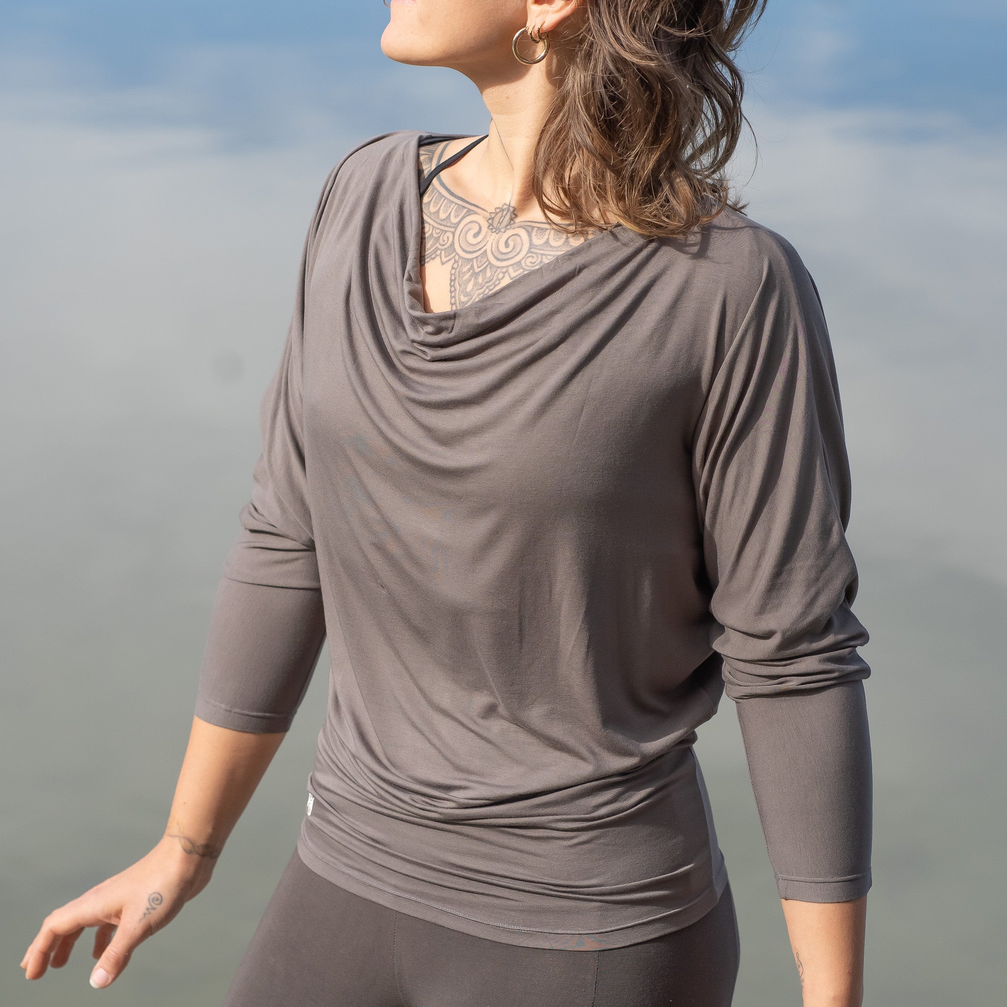 Yoga Shirt Damen aus Bambus Mix - Waterfall Top long Grey NEU